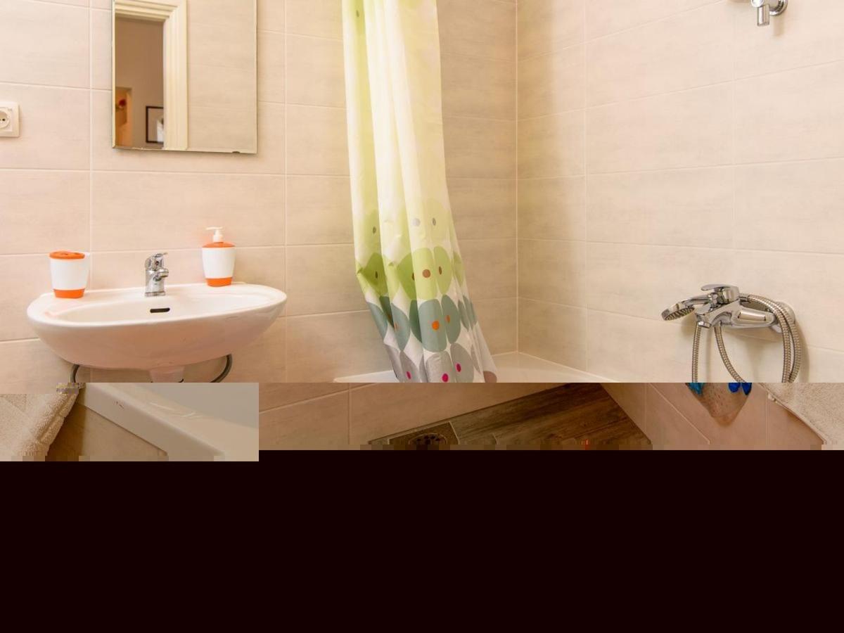 Apartments Beba - Peaceful Location Trogir Bagian luar foto